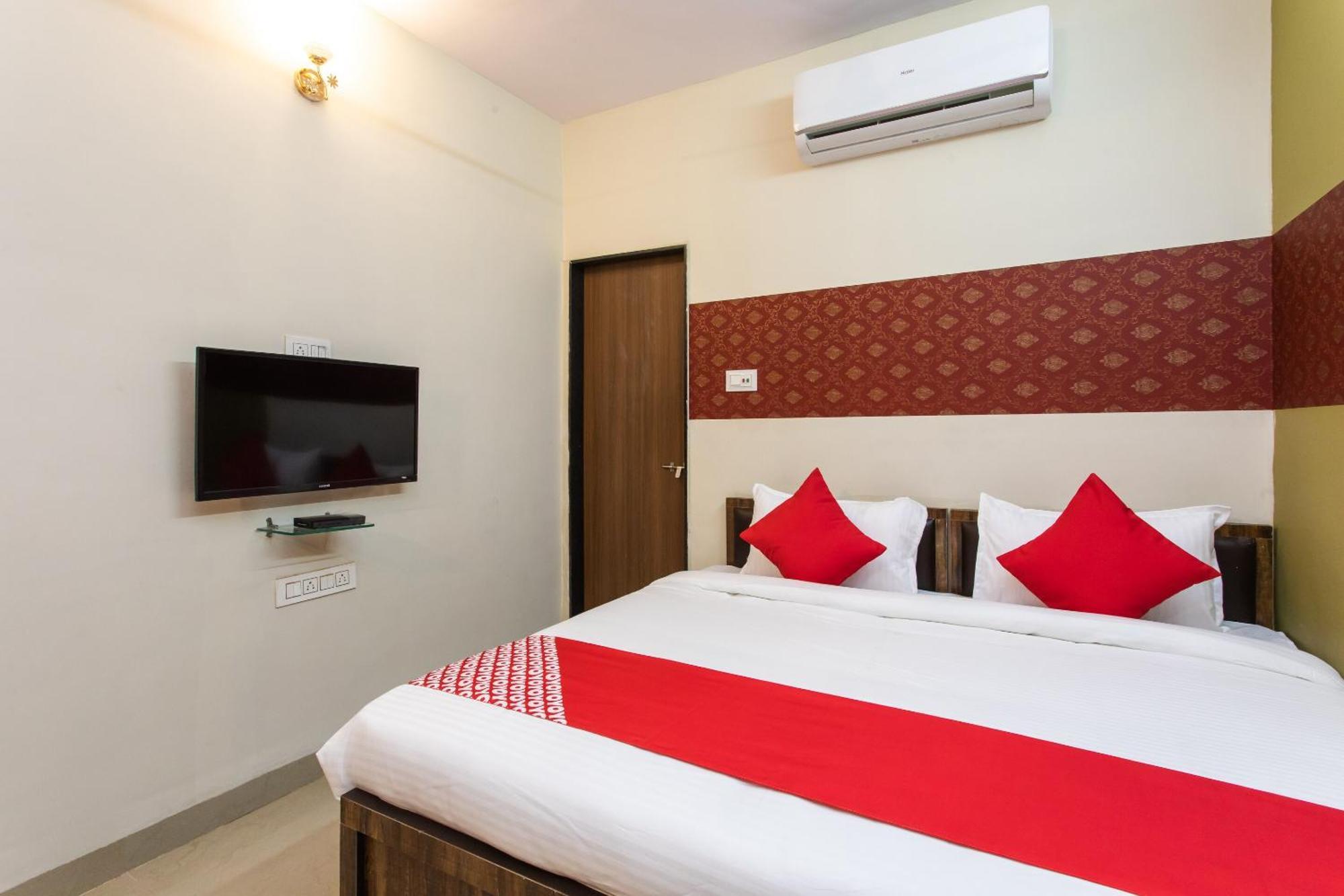 Hotel O Apple Tree Индаур Экстерьер фото